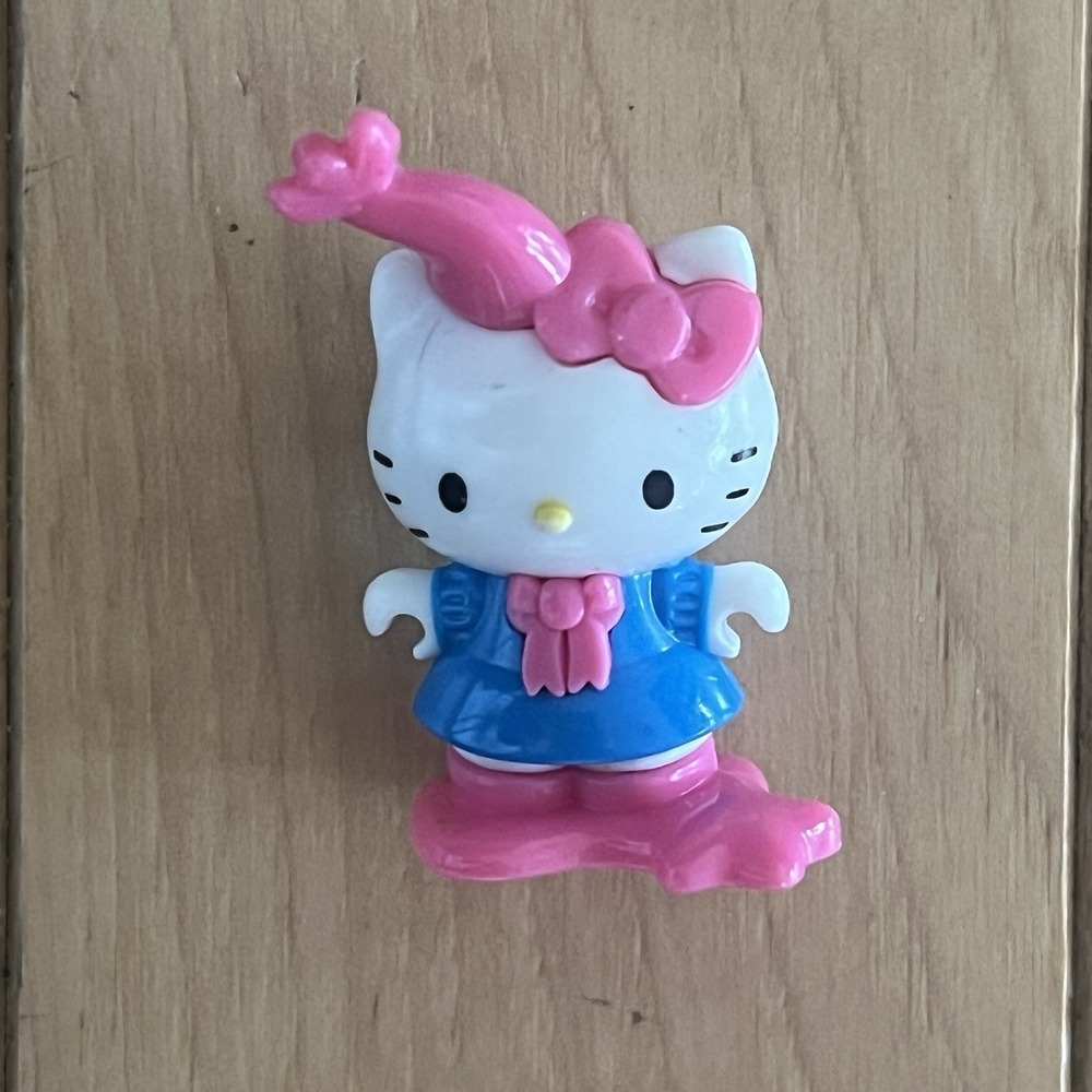 Hello Kitty Sanrio 2017 Kinder Surprise Series Kitty Goes to a Party FF331C Cute